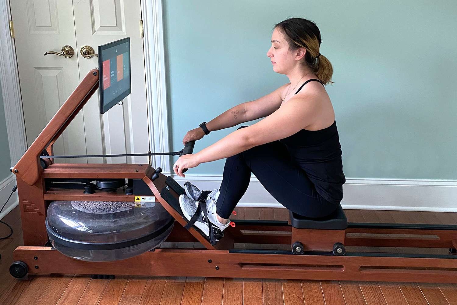 What to Look for When Buying a Rowing Machine