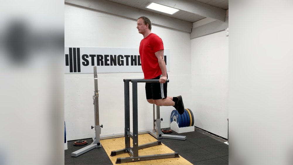 How Do You Use a Dip Station Correctly? Essential Tips & Mistakes ...